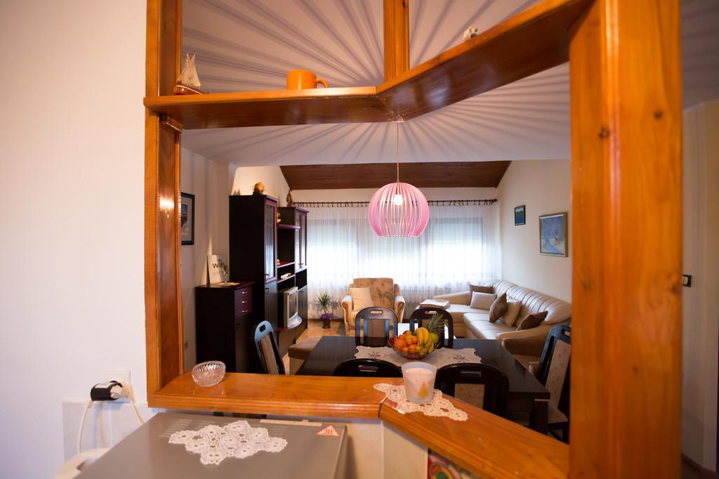 Apartman Belin Ogulin Exteriör bild