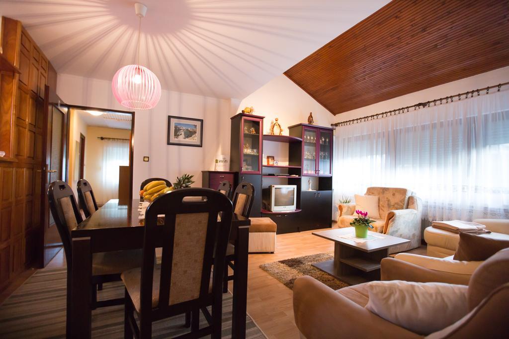 Apartman Belin Ogulin Exteriör bild